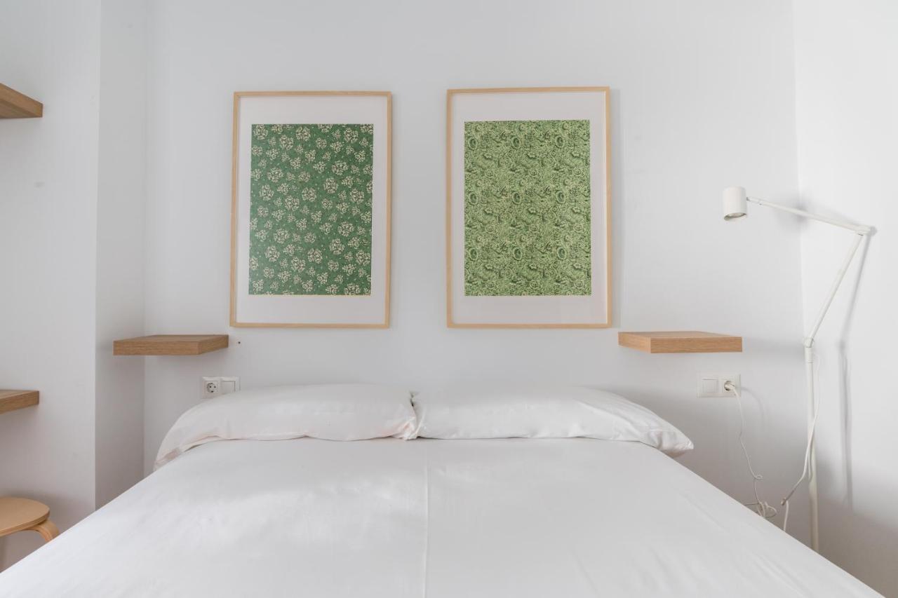 Holi-Rent Pureza Lägenhet Sevilla Exteriör bild